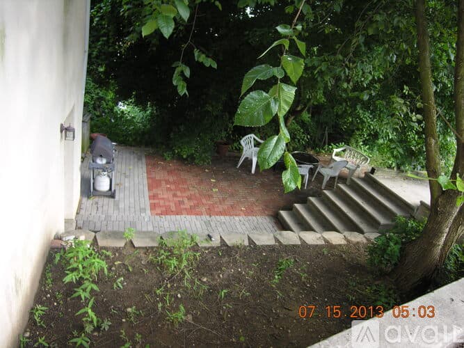 Philadelphia Apartment: 289 Greenough St