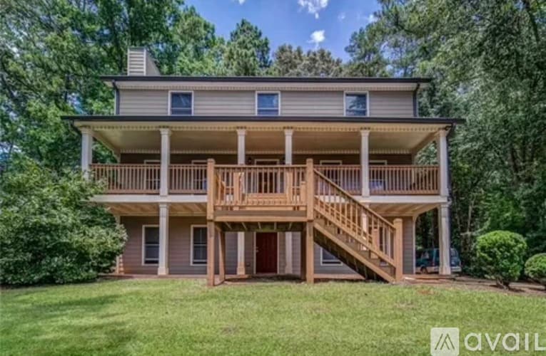 Lithonia House: 6472 Swift Creek Drive