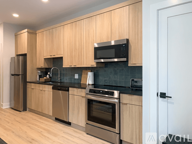 Chicago Apartment: 16 West 44th Street