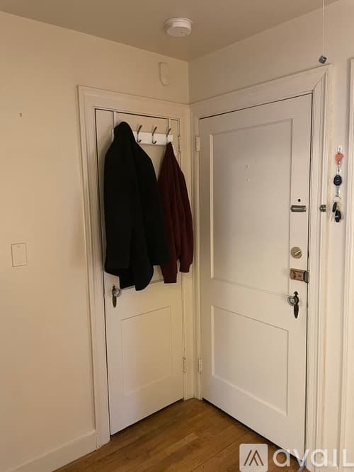 Waltham Apartment: 53 Nathan Rd