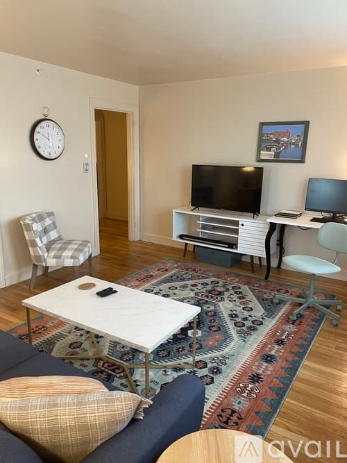 Waltham Apartment: 53 Nathan Rd