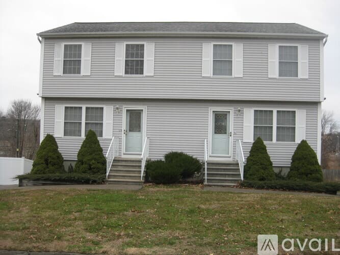 Branford Townhome: 7 Donna Lane