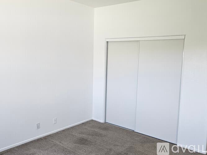 Cathedral City House: 27766 Tangelo St