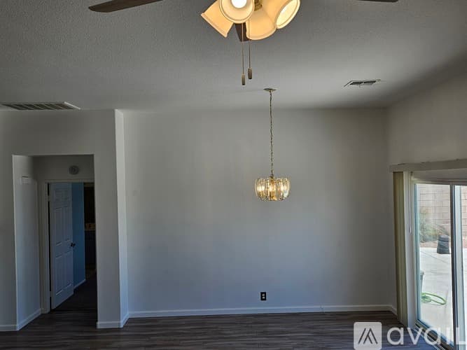 Cathedral City House: 27766 Tangelo St