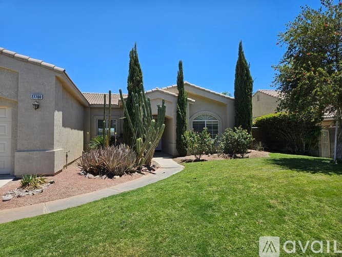 Cathedral City House: 27766 Tangelo St