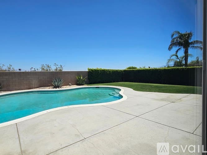 Cathedral City House: 27766 Tangelo St