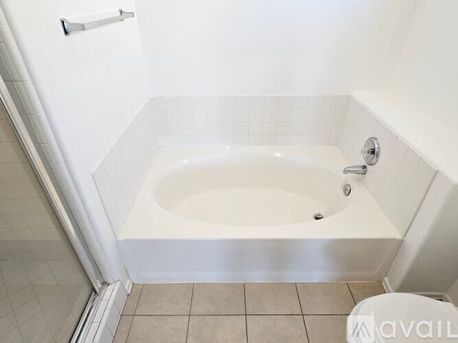 Cathedral City House: 27766 Tangelo St