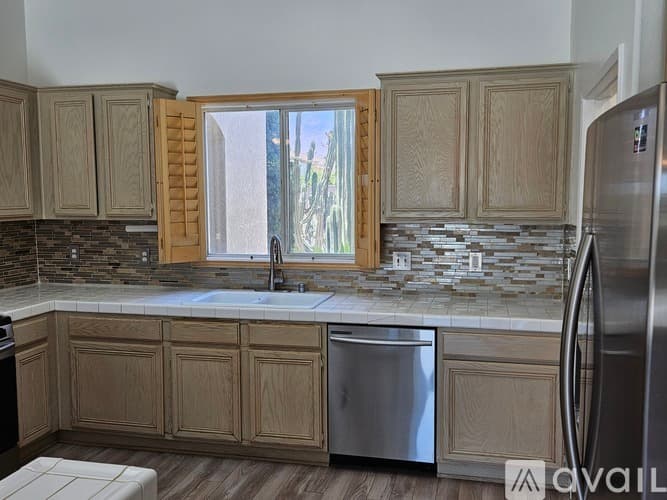 Cathedral City House: 27766 Tangelo St