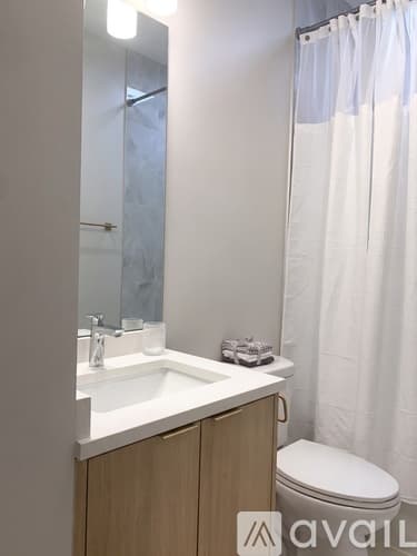 Chicago Apartment: 16 West 44th Street