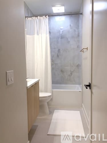 Chicago Apartment: 16 West 44th Street