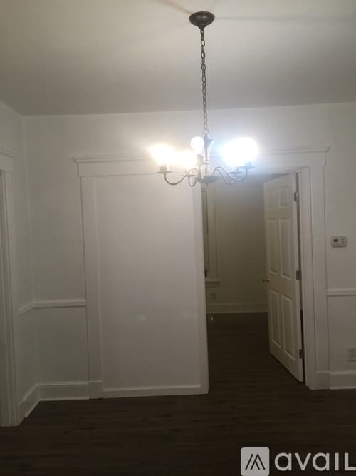 West Haven House: 90 Hinman St