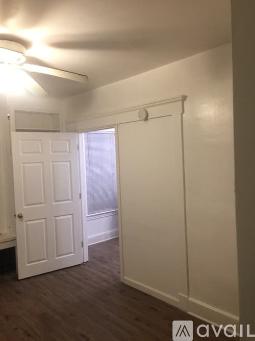 West Haven House: 90 Hinman St