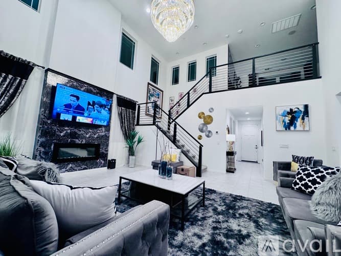 Menifee House: 25026 Ganymede Way