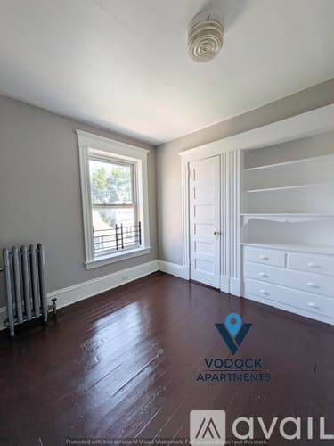 Holyoke Apartment: 168 Essex St