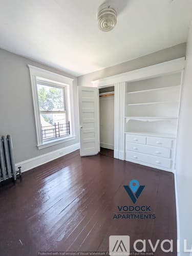 Holyoke Apartment: 168 Essex St