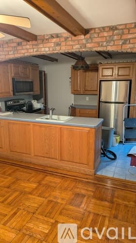 Pottstown House: 828 North Washington Street