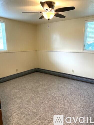 Fairfax Apartment: 22 1st St NW