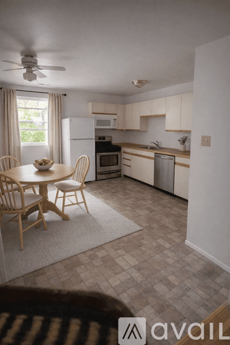 Honesdale Townhome: 22 Twin Willows Dr