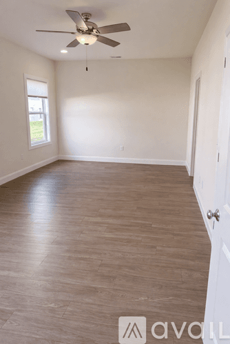 Washington House: 21 Longbranch Dr