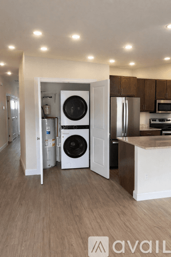 Washington House: 21 Longbranch Dr