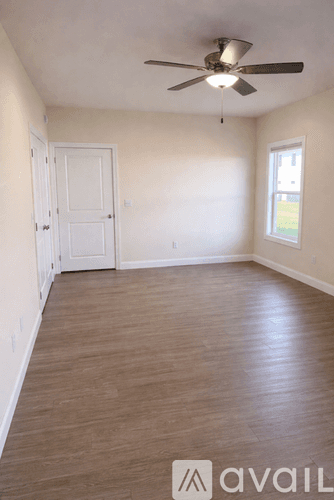 Washington House: 21 Longbranch Dr