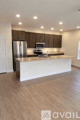 Washington House: 21 Longbranch Dr