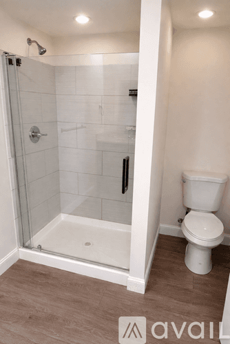 Washington House: 21 Longbranch Dr