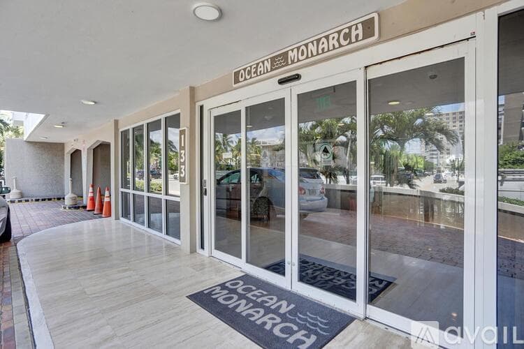 Pompano Beach Condo: 133 N Pompano Beach Blvd