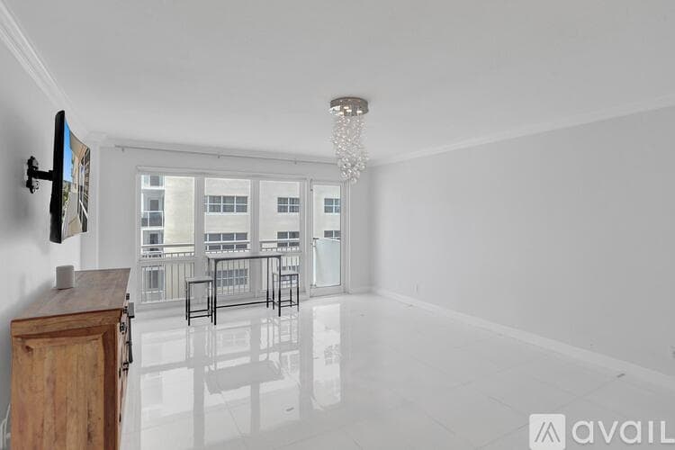 Pompano Beach Condo: 133 N Pompano Beach Blvd