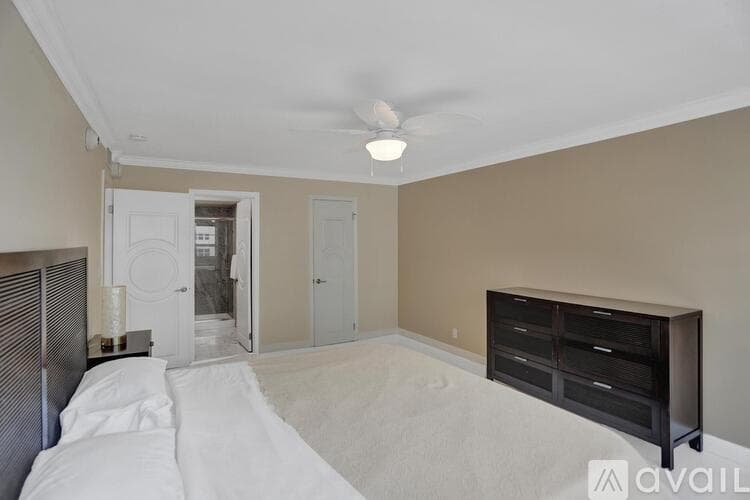 Pompano Beach Condo: 133 N Pompano Beach Blvd