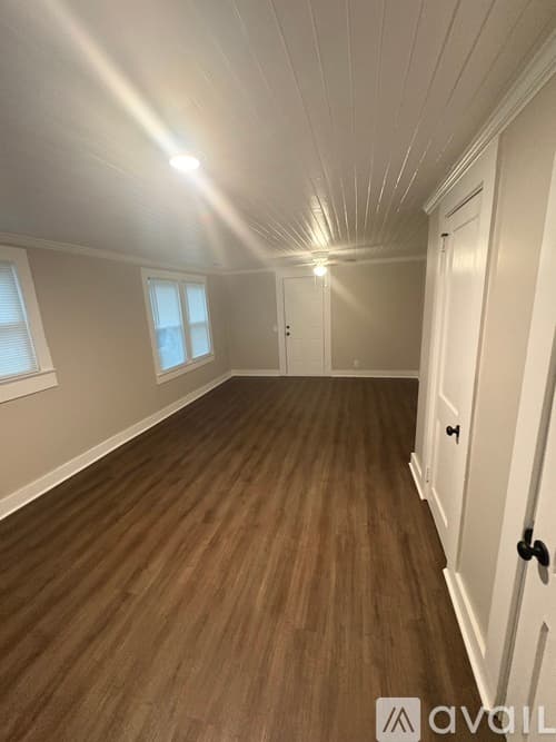 Metter House: 550 S Rountree St