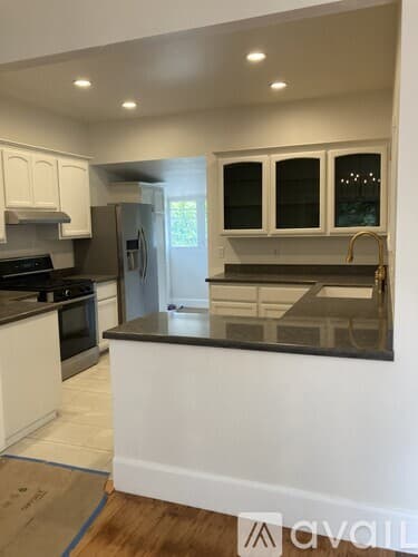 Santa Barbara House: 1520 Bath Street