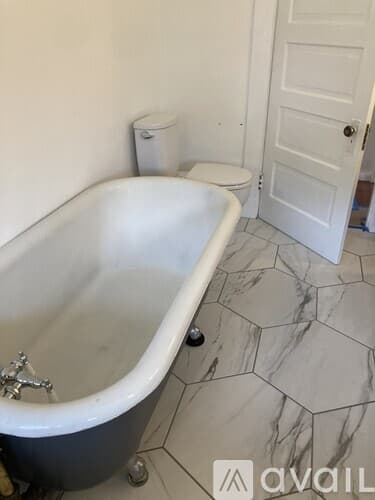 Santa Barbara House: 1520 Bath Street