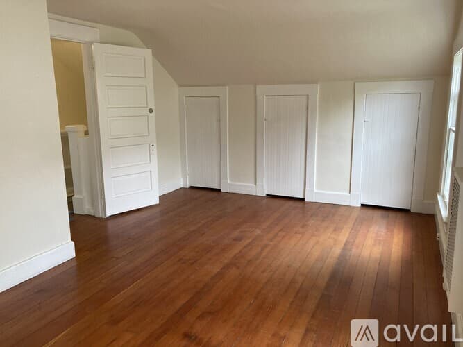 Santa Barbara House: 1520 Bath Street