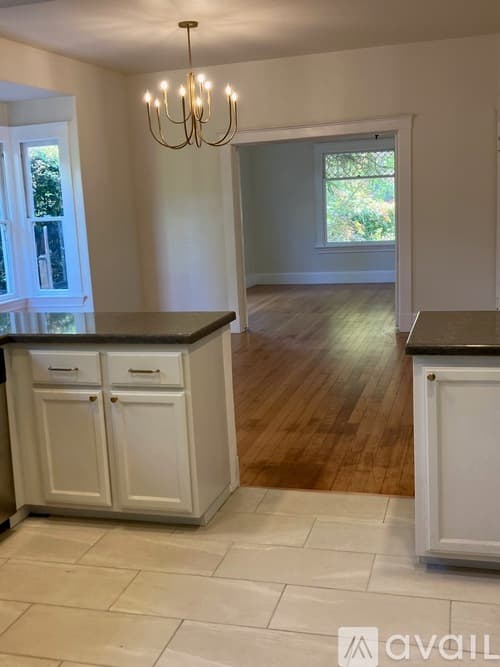 Santa Barbara House: 1520 Bath Street