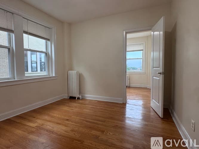 Boston Apartment: 244 Kelton St