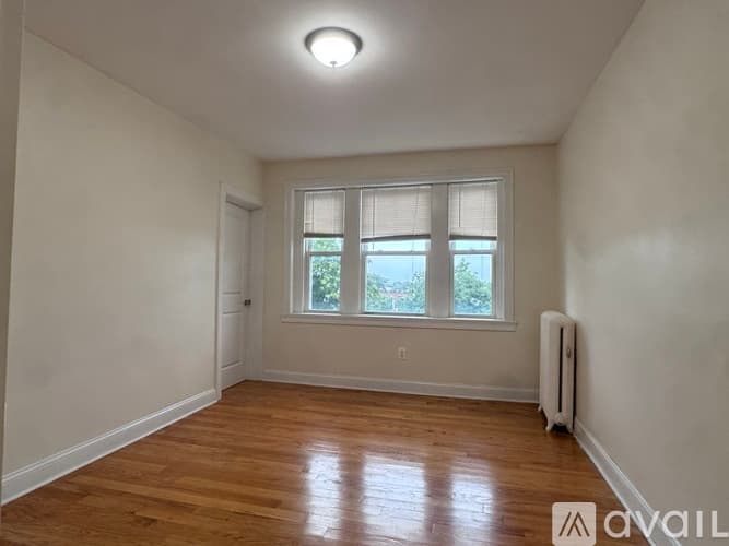 Boston Apartment: 244 Kelton St