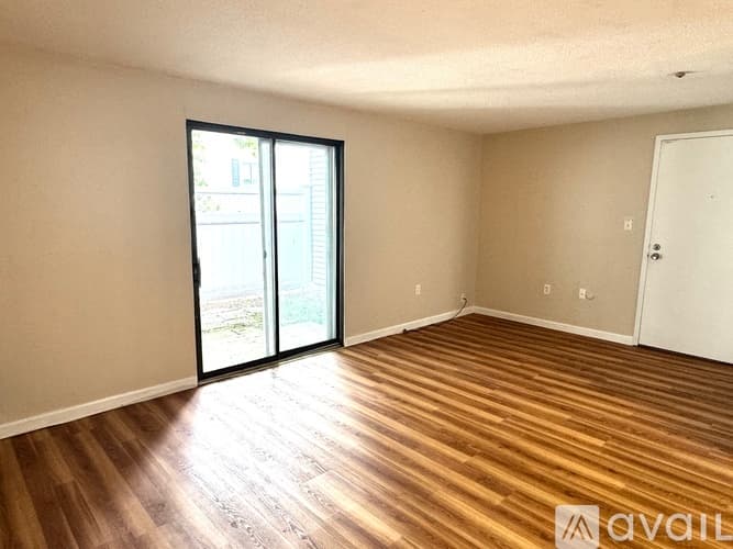 Natick Apartment: 7 Village Rock Ln