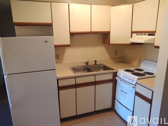 Altoona Apartment: 1130 13 Th Avenue