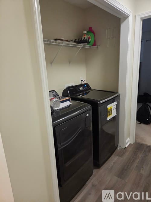 CANTON Townhome: 215 Riverstone Commons Circle