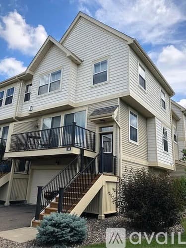 Hugo Townhome: 4665 Victor Path