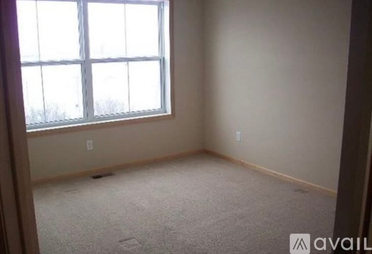 Hugo Townhome: 4665 Victor Path