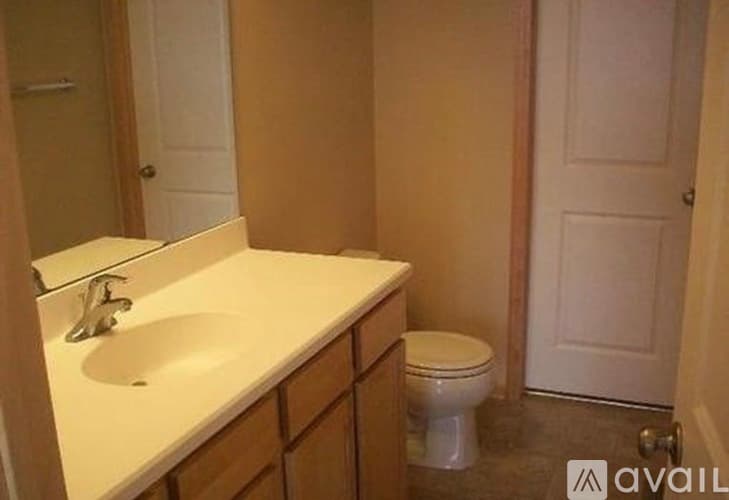 Hugo Townhome: 4665 Victor Path