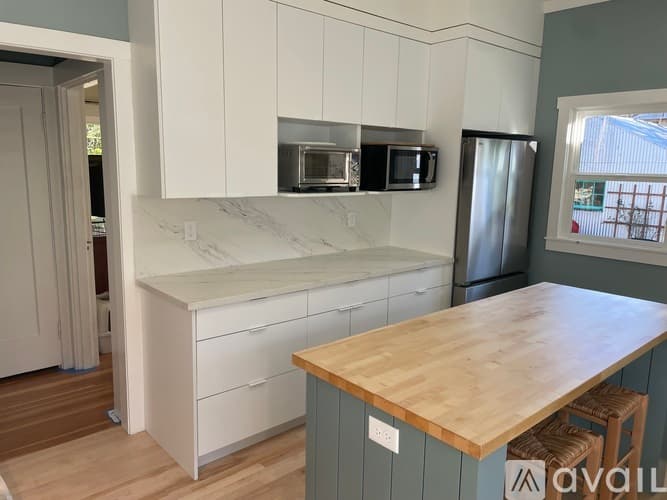 Portland Apartment: 4418 N Vancouver Ave Urban Pad