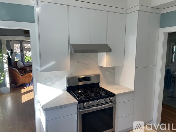 Portland Apartment: 4418 N Vancouver Ave Urban Pad