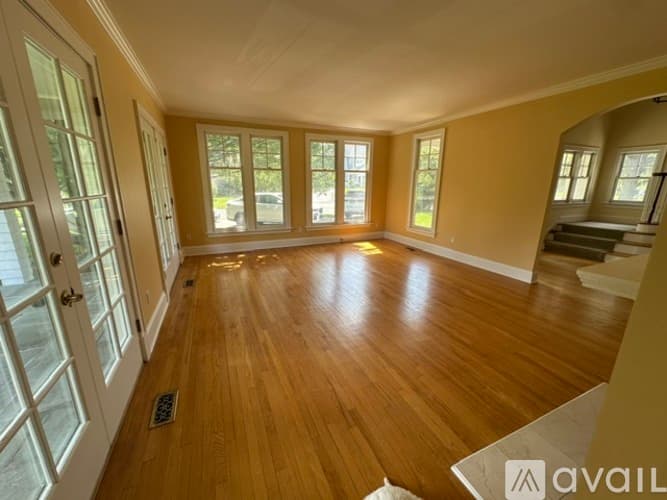 Westport House: 6 Sherwood Farms Lane