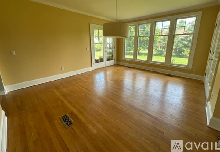 Westport House: 6 Sherwood Farms Lane