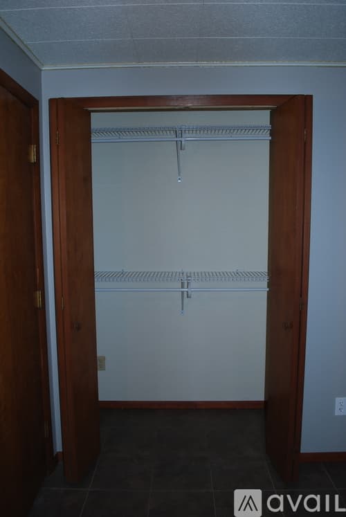 Prior Lake Apartment: 4396 220th Street East