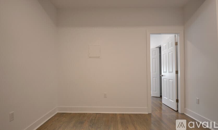 Boston Apartment: 11 Peterborough St