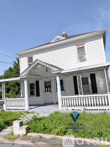 Waterbury Apartment: 417 N Walnut St